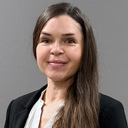 Natalie Farwell headshot